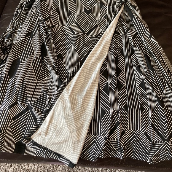 👗 Coldwater Creek Size 8 Black and White Dress - Picture 6 of 9